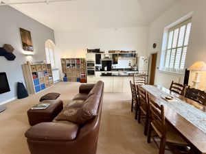 Photo 17- click for photo gallery